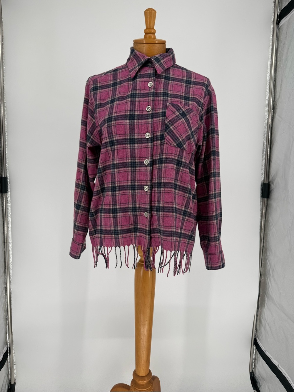 VTG Women’s Pink Plaid Button-Up Shirt with Fringe sz Small